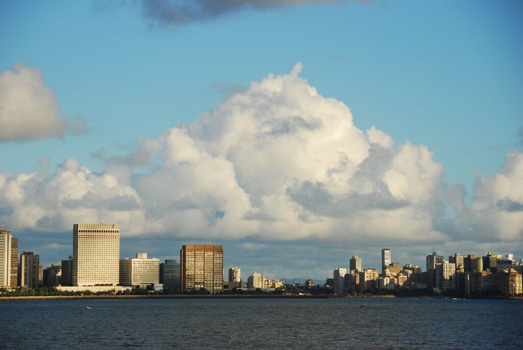 5 Reasons as to Why You Should Invest in Mumbai's Real Estate
